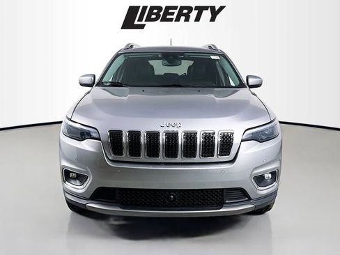 Used 2021 Jeep Cherokee Limited image 2