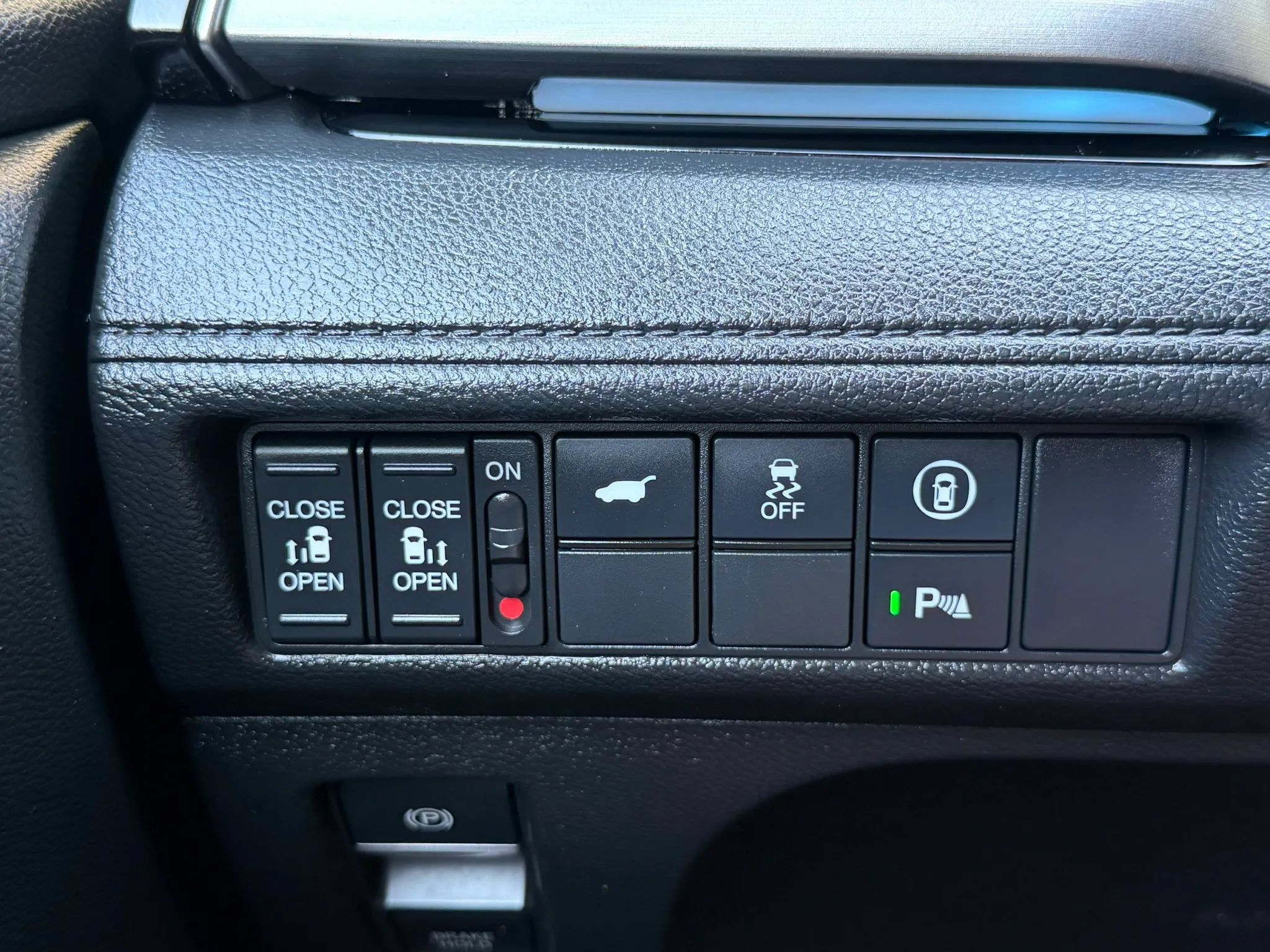 Used 2024 Honda Odyssey Touring image 32