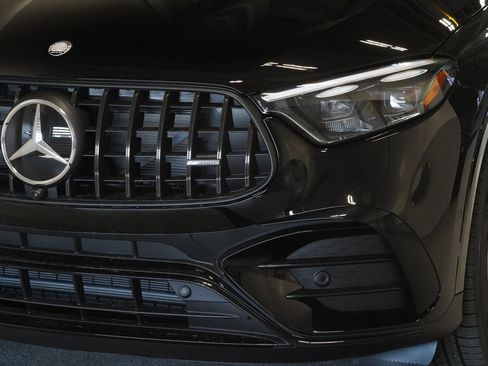 New 2026 Mercedes-Benz GLC 43 AMG 4MATIC Coupe image 8