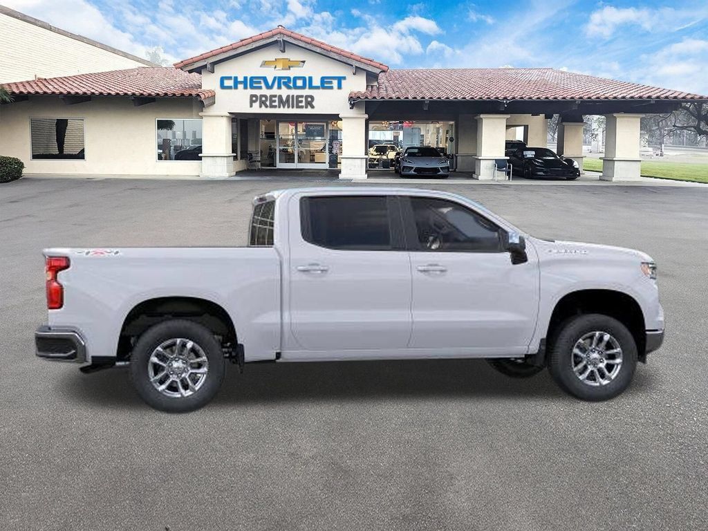 Used 2023 Chevrolet Silverado 1500 LT AWD/4WD image 38