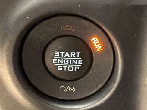 Used 2021 Jeep Wrangler Unlimited Sahara image 24