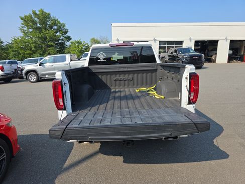 Used 2023 GMC Sierra 1500 AT4 AWD/4WD image 6