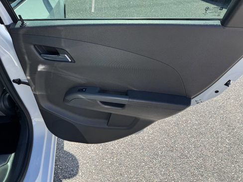 Used 2014 Chevrolet Sonic LT image 42