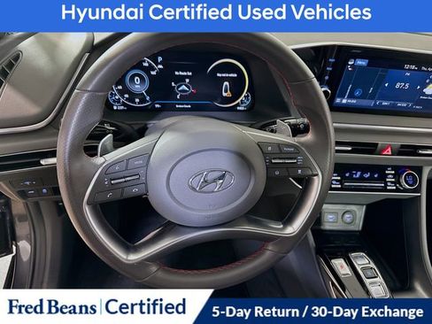 Certified 2021 Hyundai Sonata SEL Plus w/ Tech Package FWD image 18
