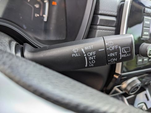 Used 2019 Honda CR-V LX image 33