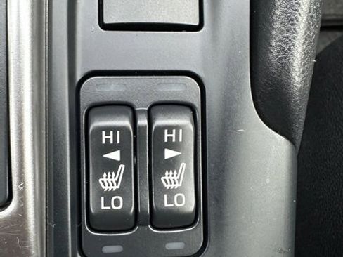 Used 2020 Subaru Forester Premium image 14