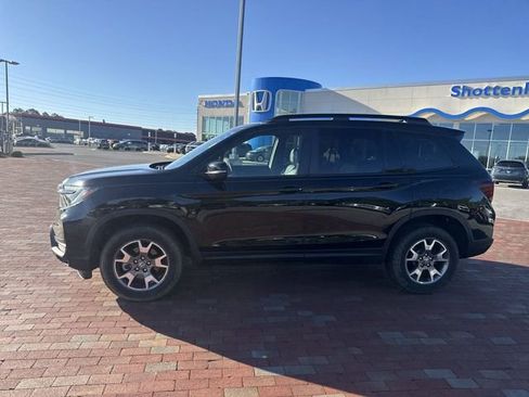 Certified 2023 Honda Passport TrailSport image 11