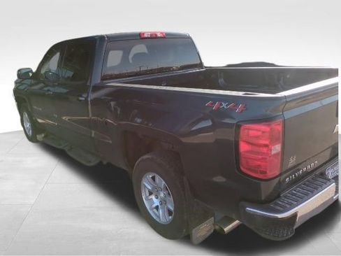 Used 2018 Chevrolet Silverado 1500 LT w/ All Star Edition image 6