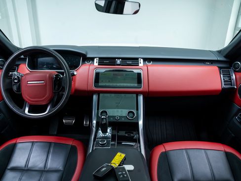 Used 2022 Land Rover Range Rover Sport HST AWD/4WD image 9