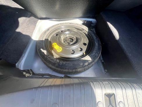 Used 2006 Jaguar XK8 Coupe image 35