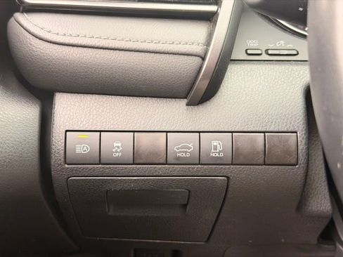 Used 2024 Toyota Camry SE FWD image 22