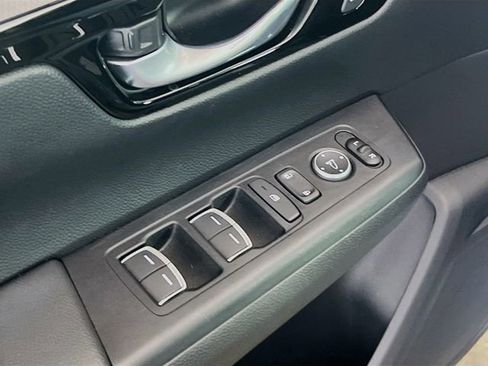 Certified 2023 Honda CR-V EX-L image 17