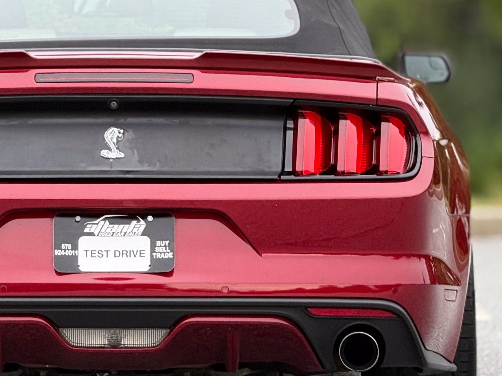Used 2017 Ford Mustang Premium RWD image 17