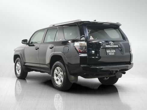 Used 2018 Toyota 4Runner SR5 Premium AWD/4WD image 3
