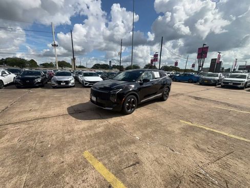 Used 2026 Kia Sportage LX FWD image 7