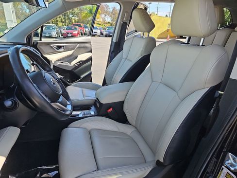Used 2023 Subaru Ascent Limited image 17