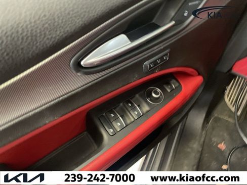 Used 2021 Alfa Romeo Stelvio Ti Sport image 19