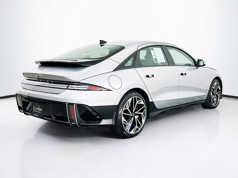 Used 2024 Hyundai Ioniq 6 SEL image 9