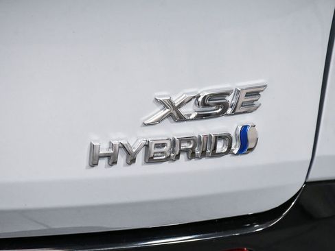 Used 2024 Toyota Sienna XSE FWD image 83