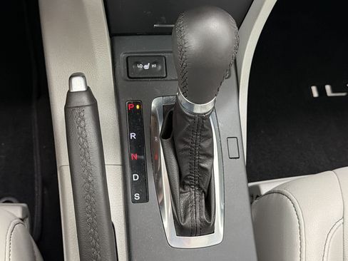 Used 2022 Acura ILX w/ Premium Package FWD image 19