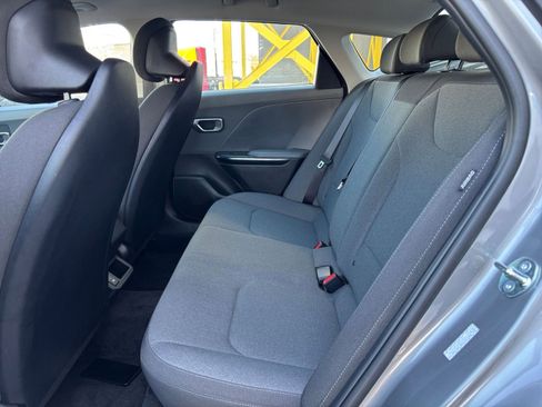 Used 2025 Kia K4 FWD image 24