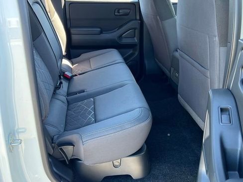 New 2026 Nissan Frontier SV w/ Tow Package AWD/4WD image 23