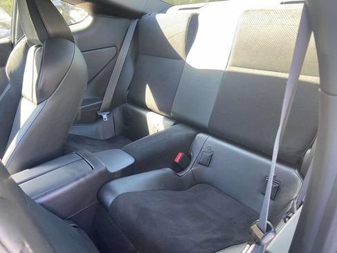 Used 2025 Toyota GR86 Premium w/ Performance Package RWD image 17