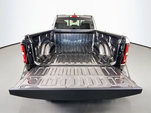 New 2026 RAM 1500 Express AWD/4WD image 23
