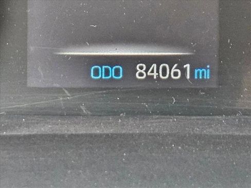 Used 2019 Toyota RAV4 LE image 12