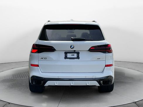 New 2026 BMW X5 xDrive40i AWD/4WD image 6