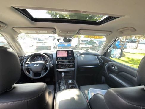 Used 2024 INFINITI QX80 Luxe AWD/4WD image 23