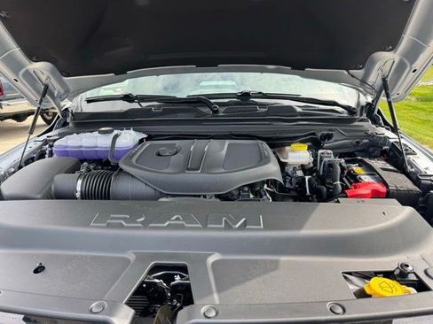 New 2026 RAM 1500 Laramie AWD/4WD image 43
