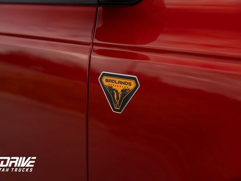 Used 2023 Ford Bronco Badlands w/ Sasquatch Package image 8