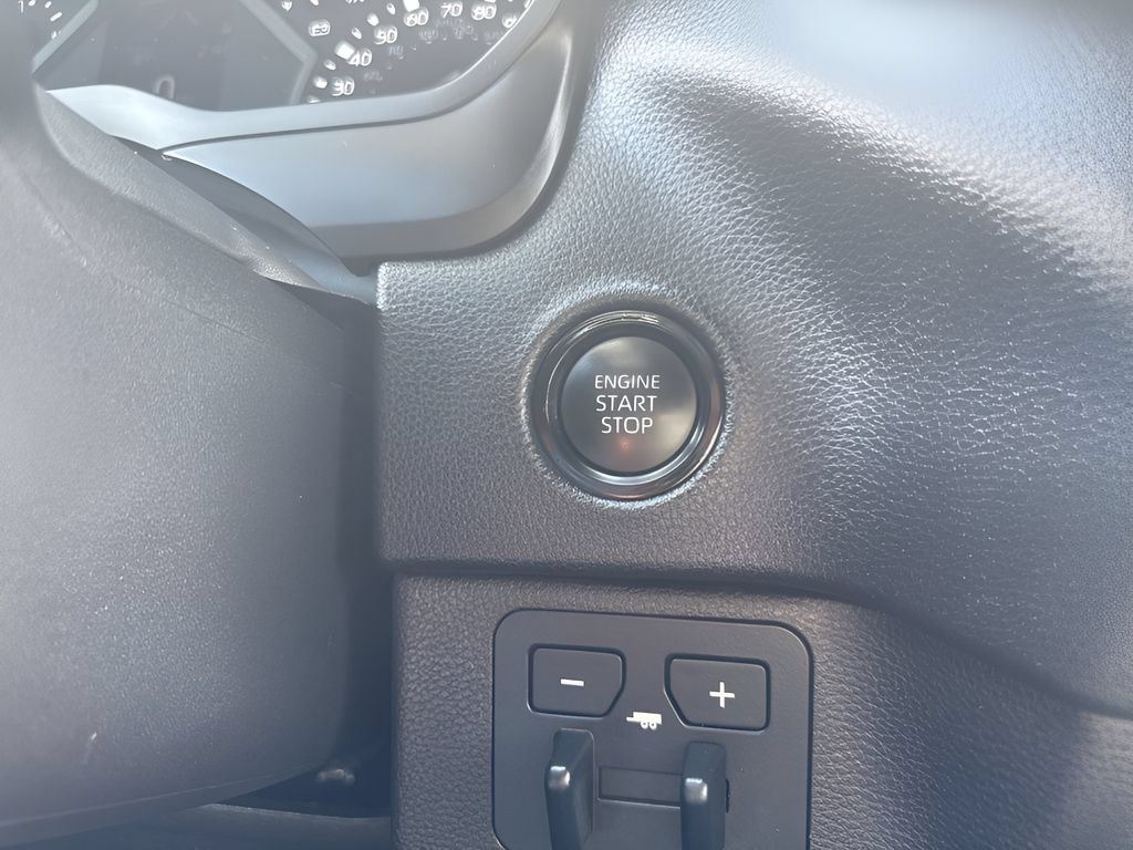 Used 2025 Toyota Tundra SR5 AWD/4WD image 20