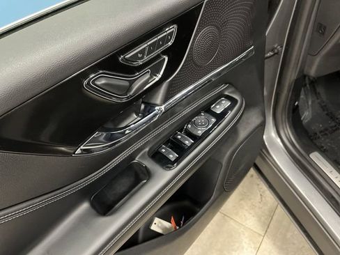 Used 2024 Lincoln Corsair AWD image 27