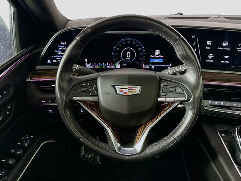 Used 2022 Cadillac Escalade ESV Premium Luxury w/ LPO, Radiant Package AWD/4WD image 11