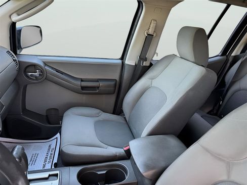 Used 2011 Nissan Xterra S w/ 4X4 Value Package image 13