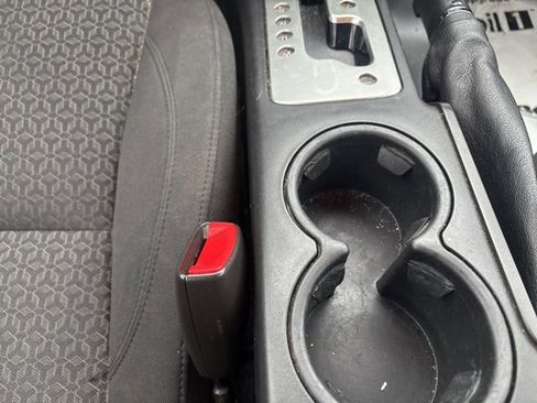 Used 2009 Pontiac G6 Sedan w/ Sport Package 1 image 14