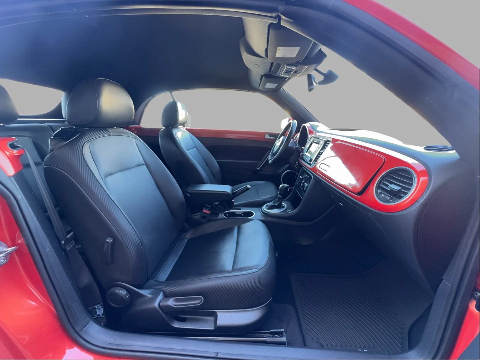 Used 2016 Volkswagen Beetle 1.8T SEL FWD image 36