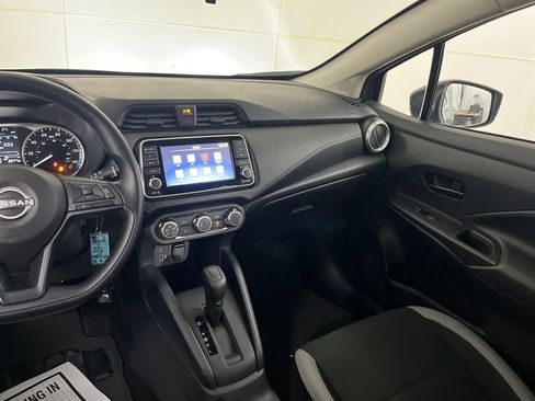 Used 2025 Nissan Versa S w/ S Plus Package image 32