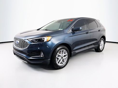 Used 2024 Ford Edge SEL w/ Convenience Package image 4