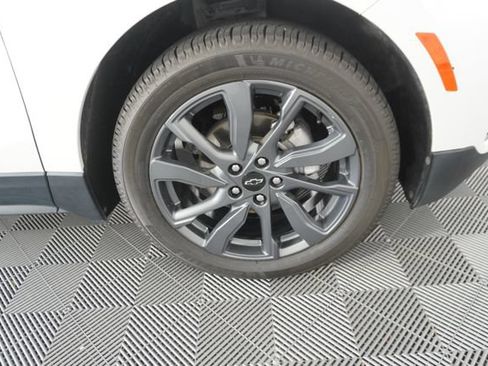 Used 2022 Chevrolet Equinox RS w/ RS Leather Package FWD image 15