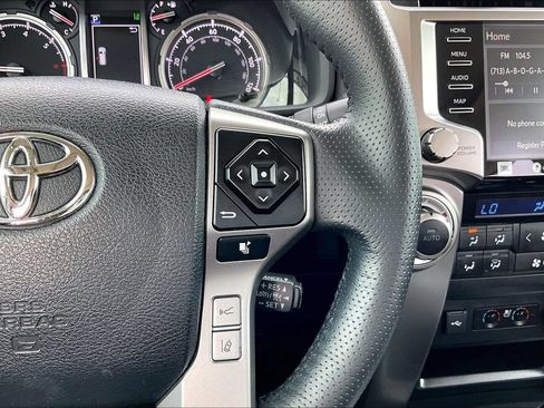 Used 2021 Toyota 4Runner Limited AWD/4WD image 11