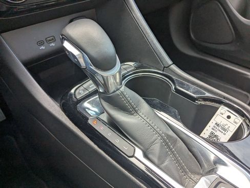 Used 2024 Buick Encore GX Sport Touring image 25