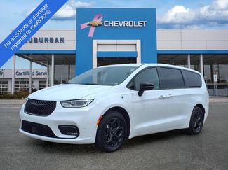 Used 2024 Chrysler Pacifica Limited FWD 360° Tour