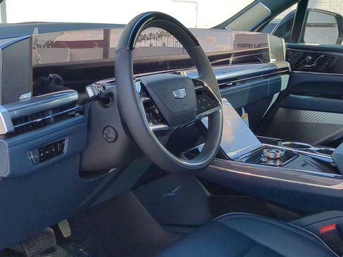 New 2025 Cadillac Escalade IQ Luxury 2 image 12