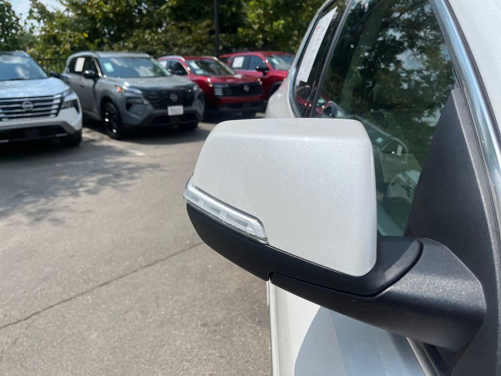 Used 2020 GMC Acadia Denali w/ Trailering Package AWD/4WD image 40