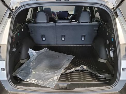 New 2026 Subaru Outback Limited XT w/ Premium/Limited Package AWD/4WD image 7