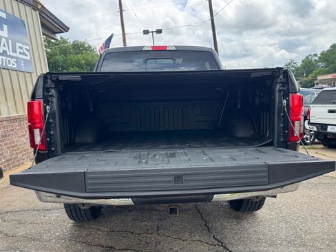 Used 2019 Ford F150 King Ranch w/ Equipment Group 601A Luxury AWD/4WD image 9