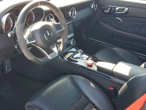 Used 2017 Mercedes-Benz SLC 43 AMG image 15